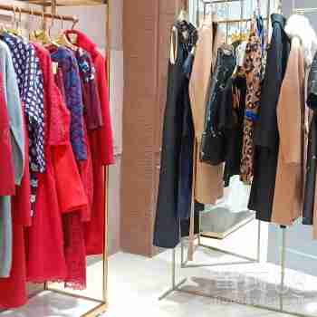【國內(nèi)一線品牌臣楓折扣精品女裝商場剪標貨源】-